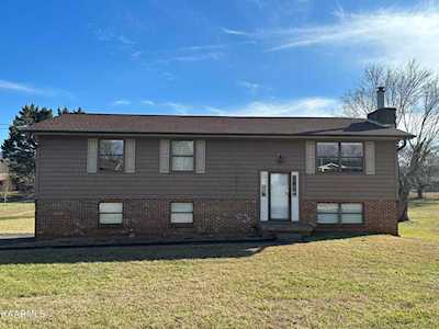 2026 Independence Dr Maryville, TN 37803