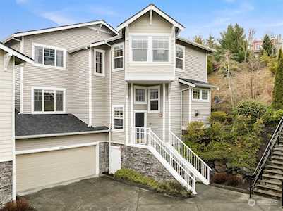 1601 NE Katsura #801 Issaquah, WA 98029