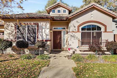 12105 Gold Pointe Lane Gold River, CA 95670