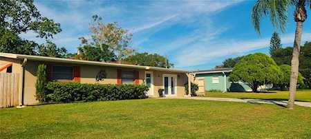60 Avon Dr Safety Harbor, FL 34695