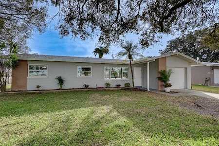 10191 Oakhurst Rd Seminole, FL 33776