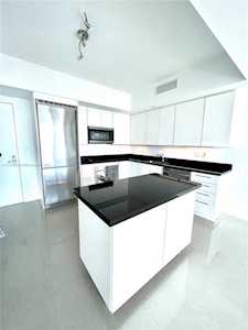 92 SW 3rd St #4111 Miami, FL 33130