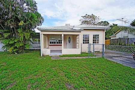 830 W Dolphin Ridge Road West Palm Beach, FL 33406