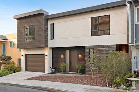 580 Ortega Street San Francisco, CA 94122
