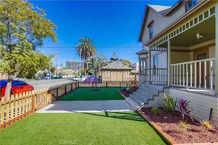 326 W 10th Long Beach, CA 90813
