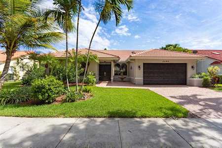 2560 NW 40th Street Boca Raton, FL 33434