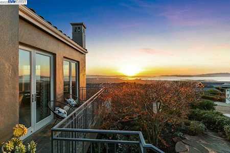 28 Drury Lane Berkeley, CA 94705