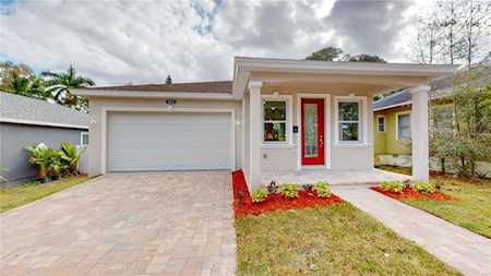 860 17th Ave S St. Petersburg, FL 33701
