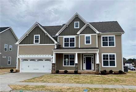 1345 Kidbrooke St Chesapeake, VA 23322