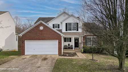 5310 Oldshire Rd Louisville, KY 40229