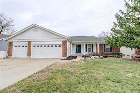 1012 Harvest Home Circle St Charles, MO 63304
