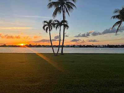 2170 Ibis Isle Road #1 Palm Beach, FL 33480