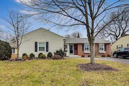 1535 N Kennicott Ave Arlington Heights, IL 60004
