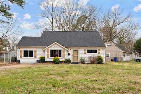 811 Briar Hill Rd Norfolk, VA 23502