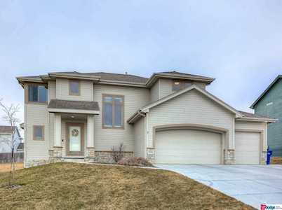 11722 S 110 St Papillion, NE 68046