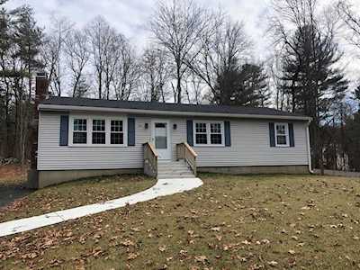 39 Stone School Rd Sutton, MA 01590