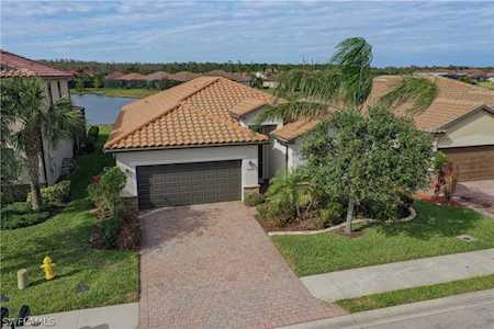 8944 Water Tupelo Rd Fort Myers, FL 33912