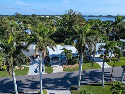 4531 103rd St W Bradenton, FL 34210