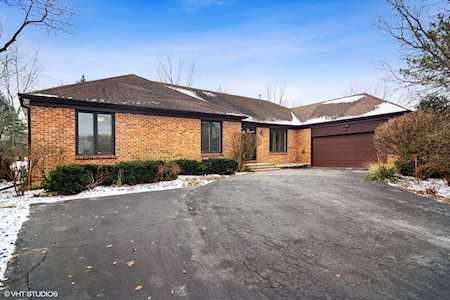 5555 Old Field Rd Long Grove, IL 60047