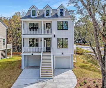 3701 Sandy Gate Ln Mount Pleasant, SC 29466