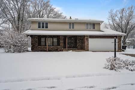 24W660 Lakewood Dr Naperville, IL 60540