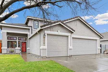 8773 Twinberry Way Elk Grove, CA 95624