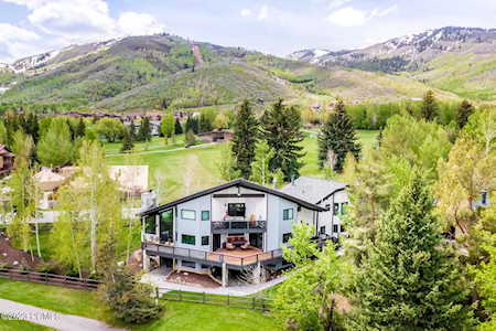 12 Thaynes Canyon Dr Park City, UT 84060