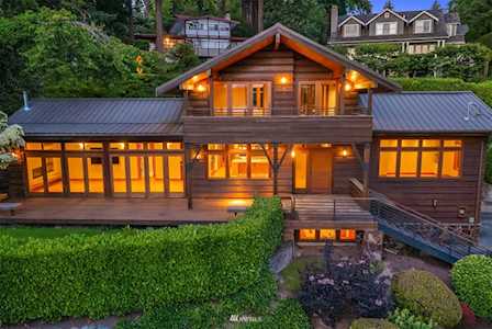 1934 Killarney Way SE Bellevue, WA 98004