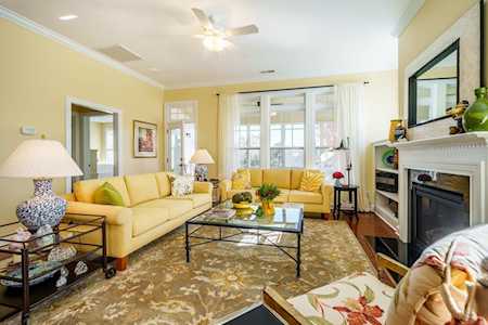 51 Heatherwood Drive Chapel Hill, NC 27516