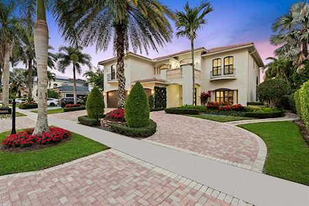 16265 Mira Vista Lane Delray Beach, FL 33446
