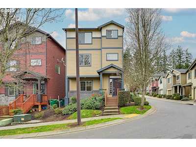 15528 SW Stone Ridge CIR Beaverton, OR 97007