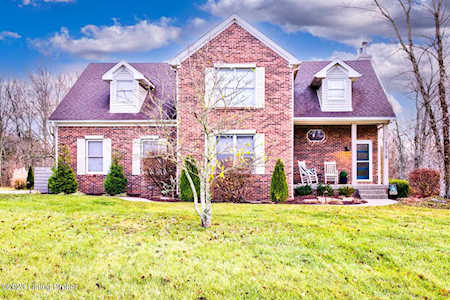 5319 Cross Creek Dr Crestwood, KY 40014