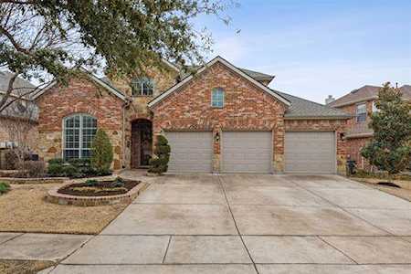 1100 Dayton Drive Lantana, TX 76226