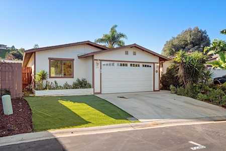 225 Walnut Glen Escondido, CA 92027