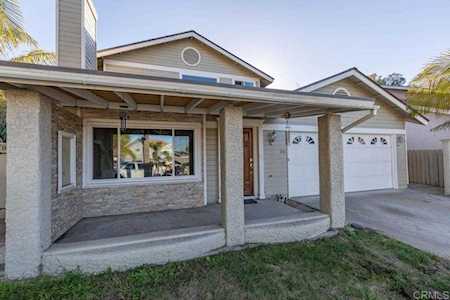 202 Winewood St San Diego, CA 92114