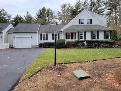17 Elisha Dr #17 Middleboro, MA 02346