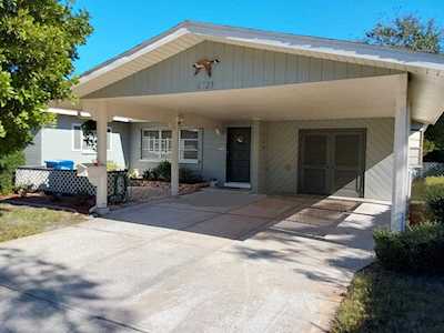 6123 Dartmouth Dr Bradenton, FL 34207