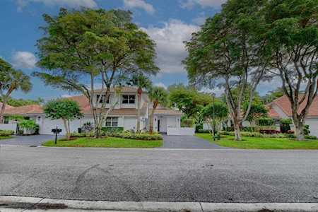 2252 NW 53rd Street Boca Raton, FL 33496