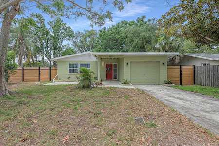10074 Bahama Ct Seminole, FL 33776