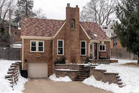 2520 Country Club Ave Omaha, NE 68104