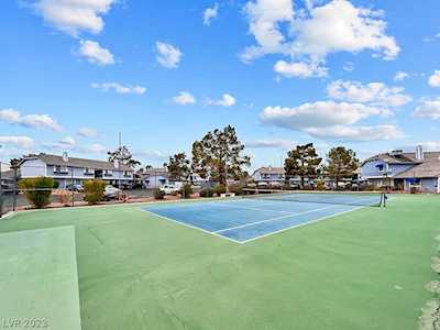 5365 Angler Circle #102 Las Vegas, NV 89122