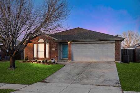 1113 Lake Bluff Drive Little Elm, TX 75068