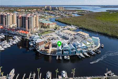 5866 Shell Cove Dr Cape Coral, FL 33914