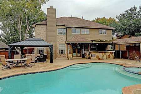 202 Norfolk Drive Mansfield, TX 76063