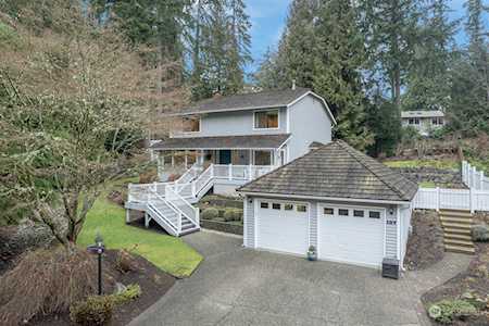 107 171st Place SE Bothell, WA 98012
