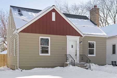 2642 Morgan Avenue N Minneapolis, MN 55411