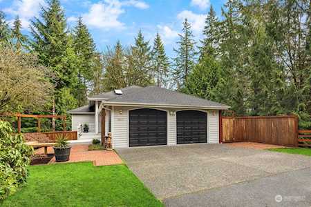 16827 NE 160th Place Woodinville, WA 98072