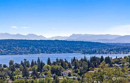 6816 50th Ave NE Seattle, WA 98115