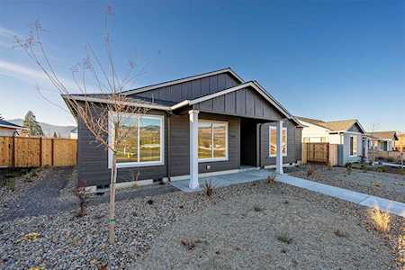 165 Suncrest Rd Talent, OR 97540