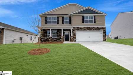 307 Bonifay Dr Fountain Inn, SC 29644
